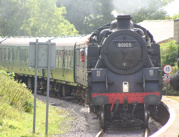 Steam loco approaching Bedale Station